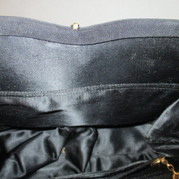 *Vintage Morris Moskowitz Black Peau de Soie Petite Satchel Lucite Clasp - Picture 6 of 6